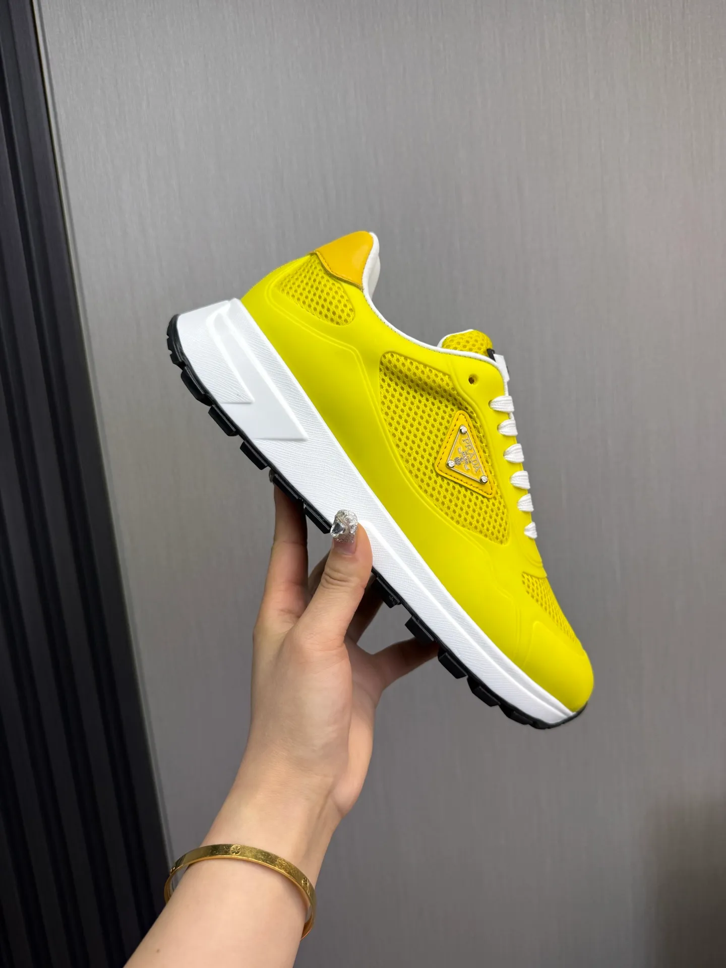 Men's shoes 💰580💰 [PRADA] Autumn and winter hot men's shoes shipped 👏Official website synchronized ⬆️Original fly-woven cowhide fabric + cowhide lining, 1⃣️:1⃣️reproduction, original sole, 38-45 (45. Customized, non-refundable)